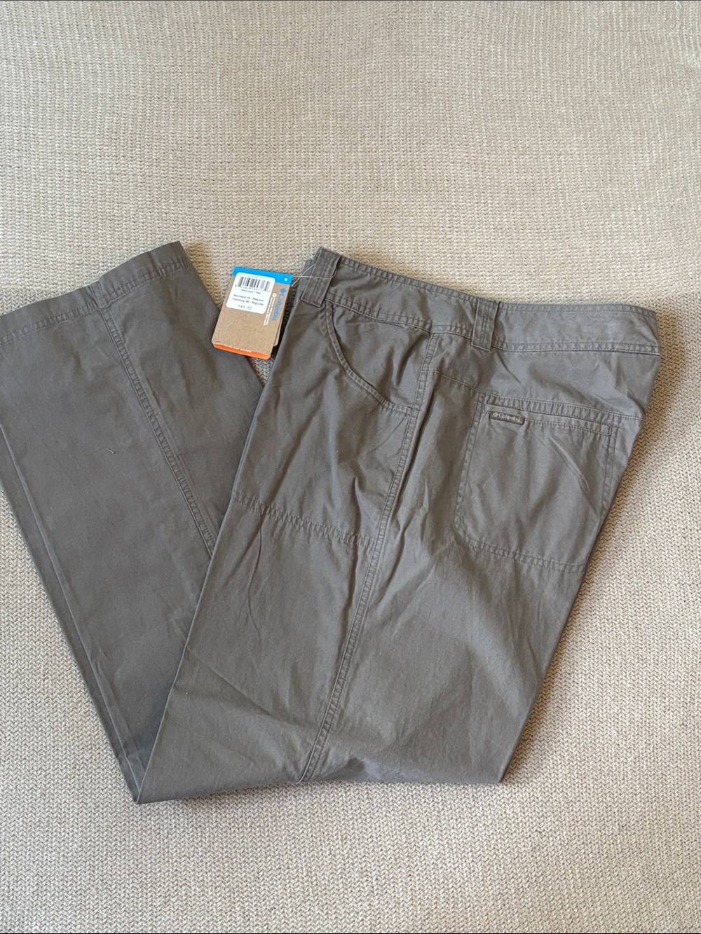 Columbia Women's Willowdale Straight Leg Pants in Olive Gray